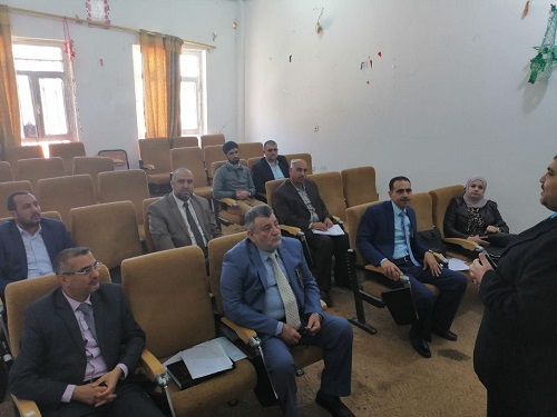 حلقة نقاشية للدكتور سمير